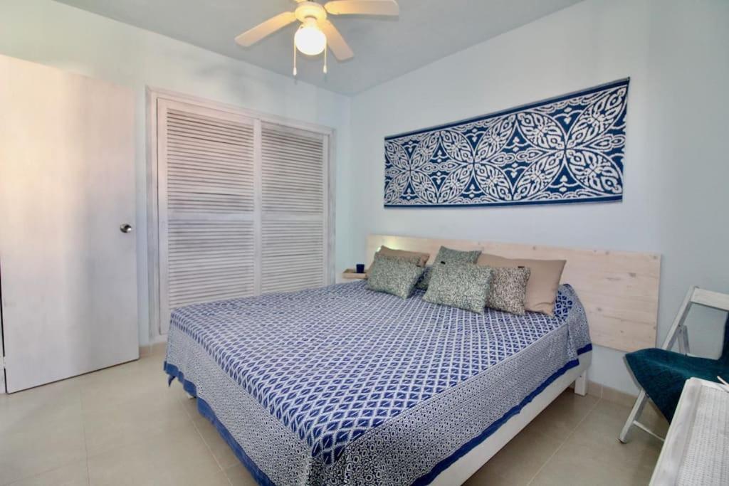 Agradable Apartamento Con Terraza En Formentera Es Pujols Exterior photo